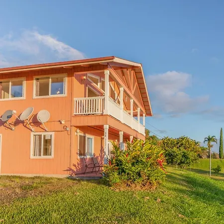 Big Island Getaway, Ocean View Paradise